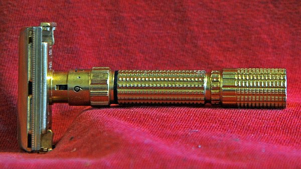 Gillette-b.jpg