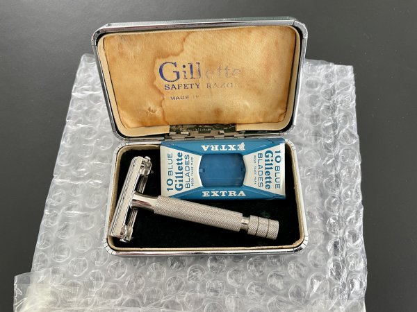 Gillette Rocket 'Parat' - razor and box correctly paired? | Against The ...