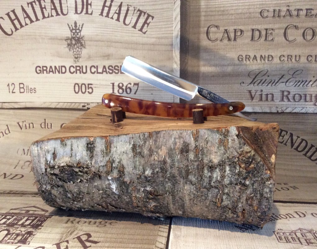 DIY razor & brush stand | Against The Grain - Wet Shaving Forum