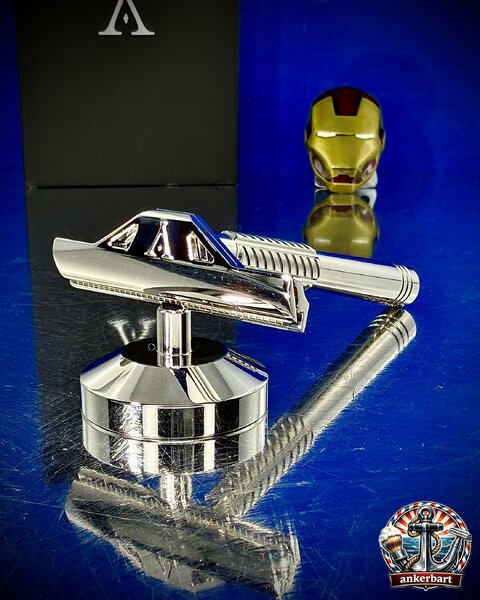 razor.jpg