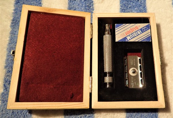 XTC Box #1 Lupo (1).JPG