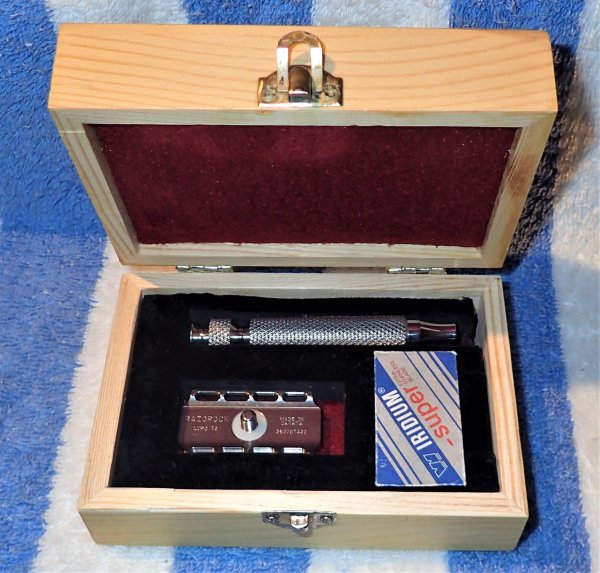 XTC Box #1 Lupo (2).JPG